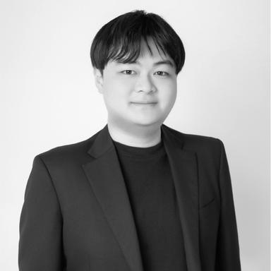 寺園 涼雅 代表取締役